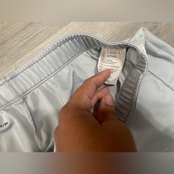 Under armour shorts - Picture 3 of 3